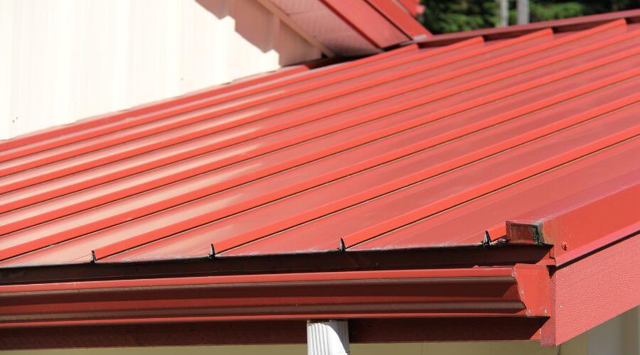 Professional gutter cleaning services in Weare, NH